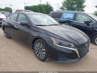 NISSAN ALTIMA 2025