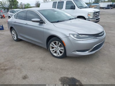 CHRYSLER 200 2015