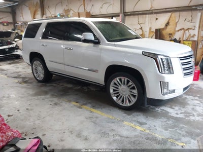 CADILLAC ESCALADE 2016