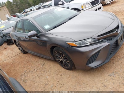 TOYOTA CAMRY 2018