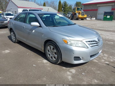 TOYOTA CAMRY 2010