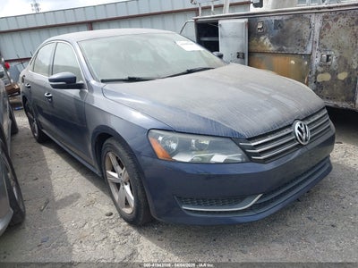 VOLKSWAGEN PASSAT 2013