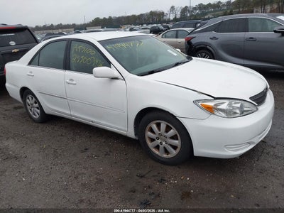 TOYOTA CAMRY 2004