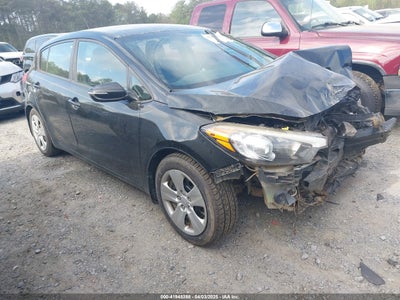 KIA FORTE 5-DOOR 2016