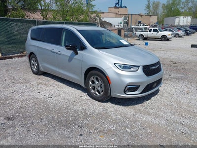 CHRYSLER PACIFICA 2024