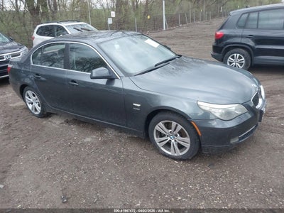 BMW 528I 2010