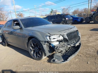 CHRYSLER 300 2019