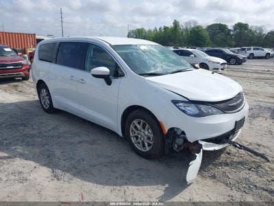 CHRYSLER VOYAGER 2023