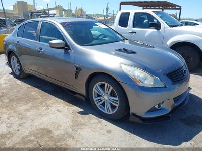 INFINITI G37 2013