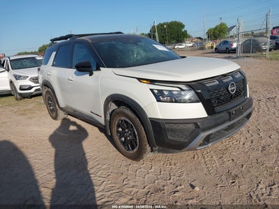 NISSAN PATHFINDER 2023