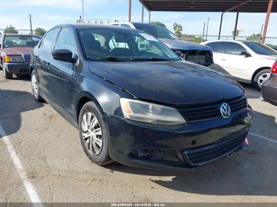 VOLKSWAGEN JETTA 2011