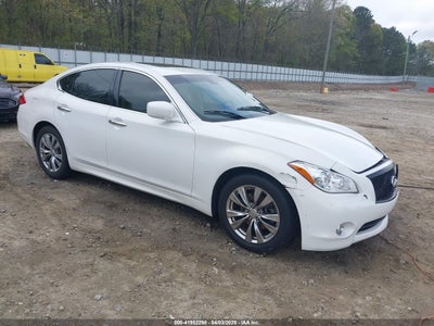 INFINITI M37 2012