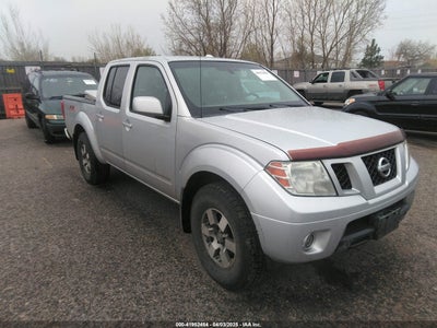 NISSAN FRONTIER 2011