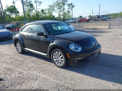 VOLKSWAGEN BEETLE 2015