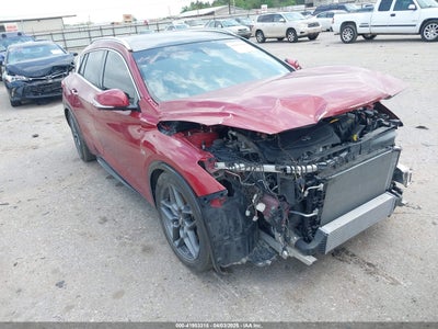 INFINITI QX30 2017
