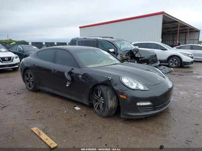 PORSCHE PANAMERA 2012