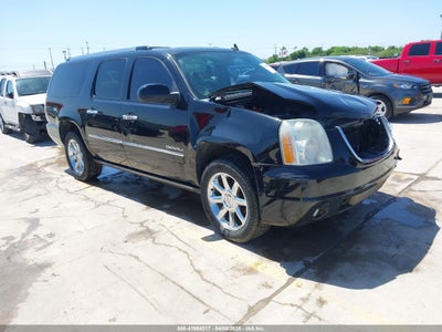 GMC YUKON XL 1500 2011