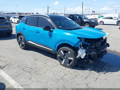 NISSAN KICKS 2025
