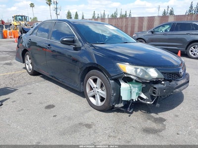 TOYOTA CAMRY 2014