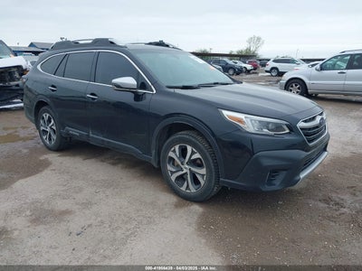 SUBARU OUTBACK 2022
