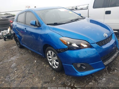 TOYOTA MATRIX 2010