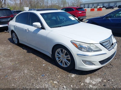 HYUNDAI GENESIS 2013