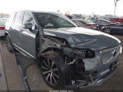 VOLVO XC90 2023