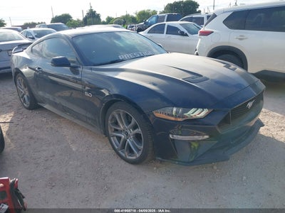 FORD MUSTANG 2021