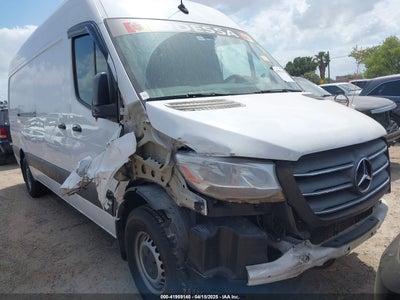 MERCEDES-BENZ SPRINTER 2500 2021