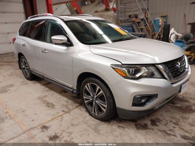 NISSAN PATHFINDER 2017