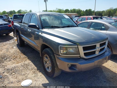 RAM DAKOTA 2011