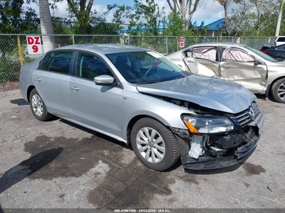 VOLKSWAGEN PASSAT 2013