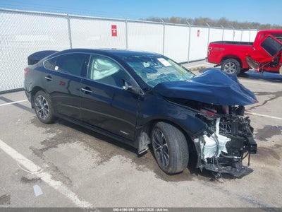 TOYOTA AVALON HYBRID 2018