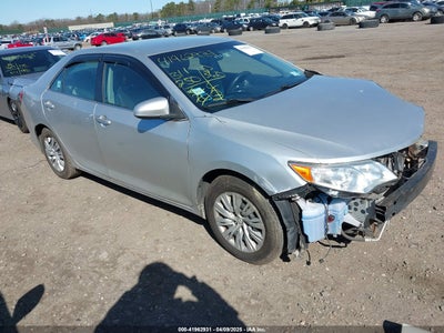 TOYOTA CAMRY HYBRID 2013