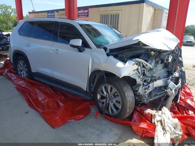TOYOTA GRAND HIGHLANDER 2024