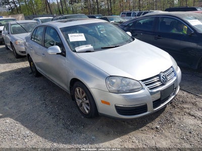 VOLKSWAGEN JETTA 2010