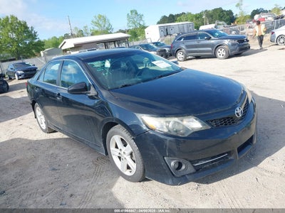 TOYOTA CAMRY 2014