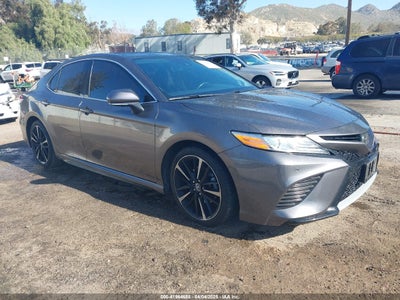 TOYOTA CAMRY 2020
