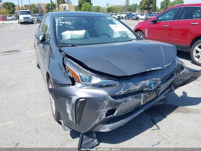 TOYOTA PRIUS 2020
