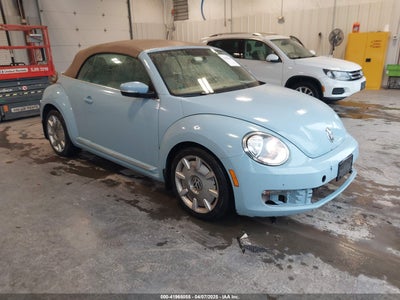 VOLKSWAGEN BEETLE 2013