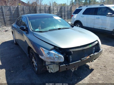 NISSAN MAXIMA 2011