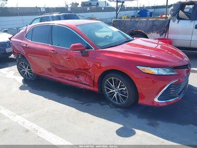TOYOTA CAMRY HYBRID 2024