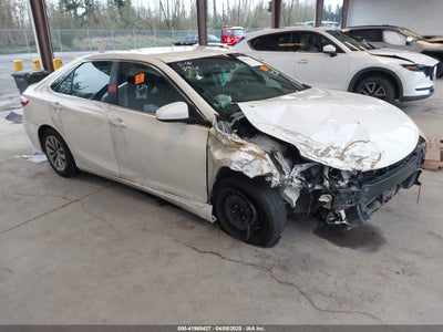 TOYOTA CAMRY 2015