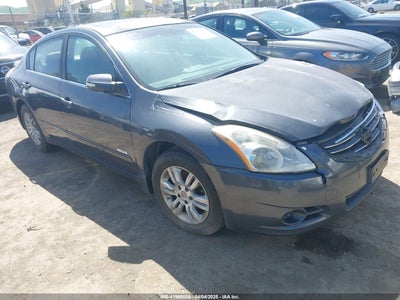 NISSAN ALTIMA HYBRID 2010