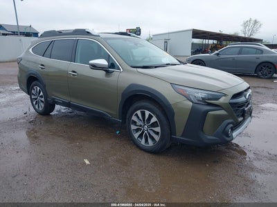 SUBARU OUTBACK 2023