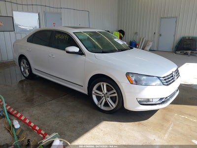 VOLKSWAGEN PASSAT 2014