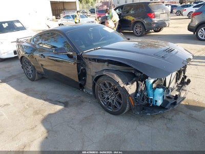 FORD MUSTANG 2024