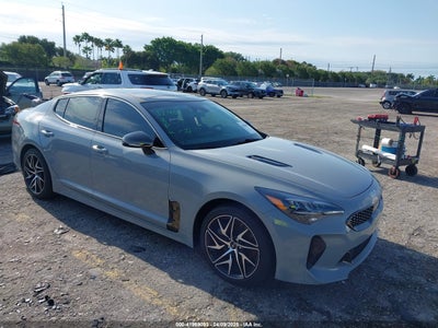 KIA STINGER 2023