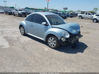 VOLKSWAGEN NEW BEETLE 2009