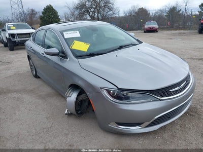 CHRYSLER 200 2015